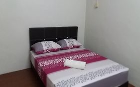 Batu Berendam Homestay